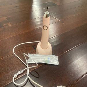 Used hanasco electric toothbrush